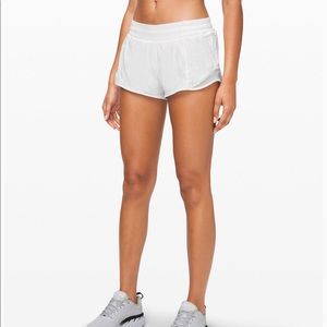 Lululemon hotty hot short